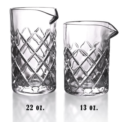 22 ounce BarConic® Diamond Pattern Mixing Glass